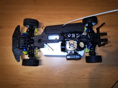 KYOSHO PURE TEN  ALPHA mit 4WD 1/10 Verbrenner - Bild 1 von 4