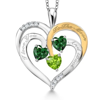 Colgante enchapado en rodio nano esmeralda verde en forma de corazón de 1,50 quilates con cadena Foto 1 de 3