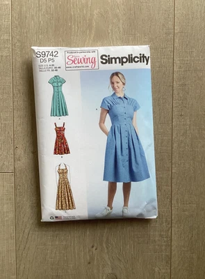 New Uncut Simplicity S9742 Dress Pattern Multisize  4-20 FREE POSTAGE - Image 1 of 2