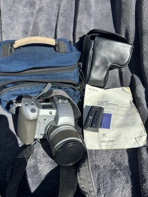 Câmera Digital Vintage Sony Cyber shot Pro DSC-D700! Testado e funcionando - Imagem 1 de 4