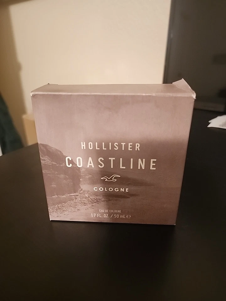 Hollister Coastline Eau de Cologne Fragancia Spray 1.7 fl oz (50 ml) Foto 1 de 4