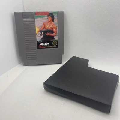 Cartucho y funda NES Rambo (Nintendo Entertainment System) 1985 - PROBADO Foto 1 de 4