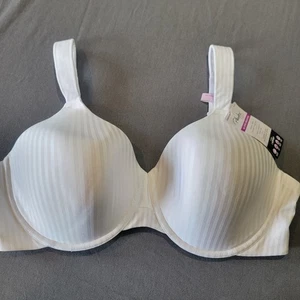 NWOT Playtex 42D Perfectly Smooth Underwire Bra 4747 White #100241 New With Tags - Picture 1 of 6