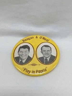 Ronald Reagan y O'Neal Play In Peoria Pinback 2" Foto 1 de 3