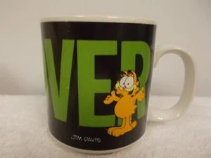 Vintage 1978 Garfield Cat Over The Hill Birthday Ceramic Coffee Tea Cup Mug - Picture 1 of 7