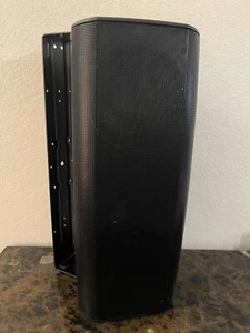 QSC AD-S282H HIGH PERFORMANCE SURFACE MOUNT LOUD SPEAKER BLACK, Used - Picture 1 of 2