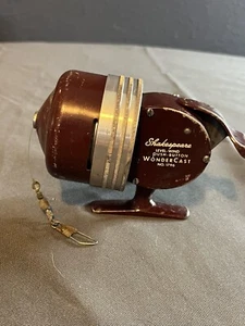 Vintage spin No 1796 WonderCast Model EK by SHAKESPEARE closed face right hand  - Picture 1 of 4