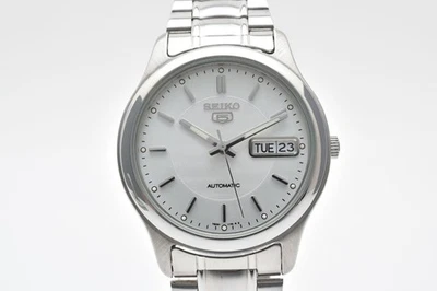 Vintage [Near MINT] SEIKO 5 7S26-0080 Silver Day Date Automatic Mens Watch  - Image 1 of 4