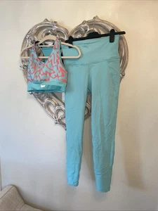 Reebok Sports Bra And Leggings Size M 12-14 - Picture 1 of 3