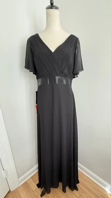 Nuevo con etiquetas Vestido Ever-Pretty EP09890 Negro Gasa Manga Acampanada Alto-Bajo Talla 12 Foto 1 de 4