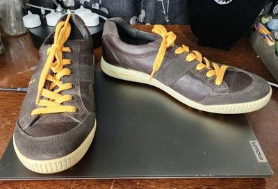 Zapatos de golf ECCO para hombre Street Premiere sin clavos EE. UU. 10-10,5 UE 44 cuero marrón Foto 1 de 4