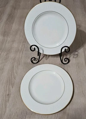 Plato de ensalada LENOX COURTYARD GOLD 8" hecho en EE. UU. Juego de 2 Nuevo Foto 1 de 4