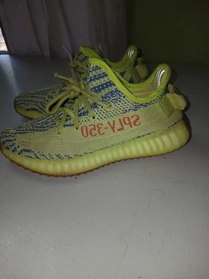 Yeezy Boost 350 V2 Amarillo Semi Congelado (B37527) Talla 5 Sin Caja Foto 1 de 4