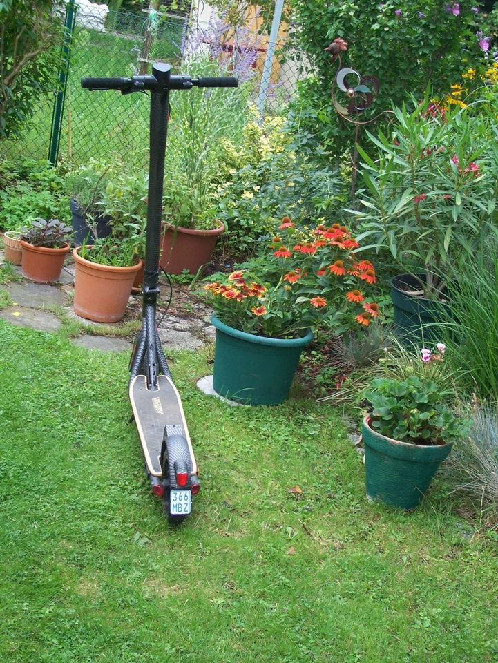 Elektro  Scooter  E-Scooter viron  e-scooter - Bild 1 von 4