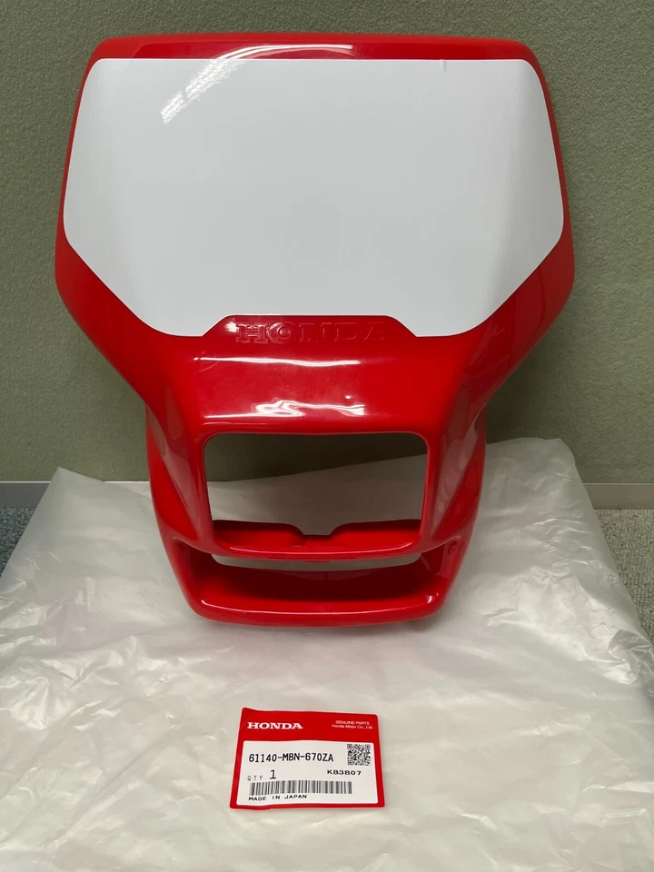 Honda Genuine Head Light Cover Shroud XR650R XR 650R 2000-2007 Models - Image 1 of 2