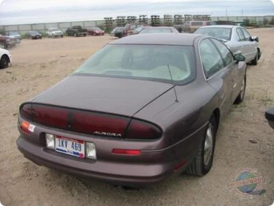 Conjunto de luz trasera derecha usado se adapta a: Oldsmobile Aurora 1995 cuarto panel montaje Foto 1 de 4