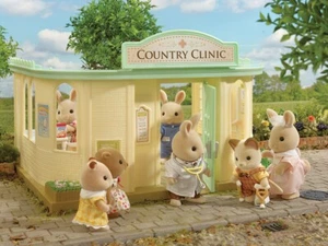Calico Critters Sylvanian Families Country Doctor Hospital Gift Set - Picture 1 of 2