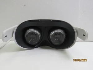 Meta Oculus Quest 2 128GB Advanced All-In-One VR Headset (WITH ISSUE) [7] - Picture 1 of 4