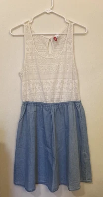 Vestido jeans feminino H&M renda cintura elástica 10 - Imagem 1 de 4