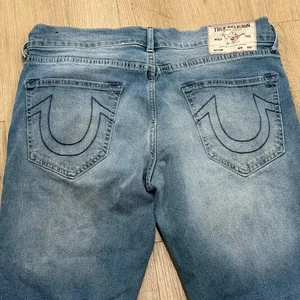 True Religion Jeans Herren 34 Geno Relaxed Slim Straight Mid Rise Zip Fly - Bild 1 von 8