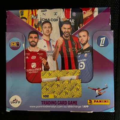 BOITE BOX PANINI 50 POCHETTES FERMEES PACKETS ADRENALYN XL FOOT 2024/2025 - Photo 1/2