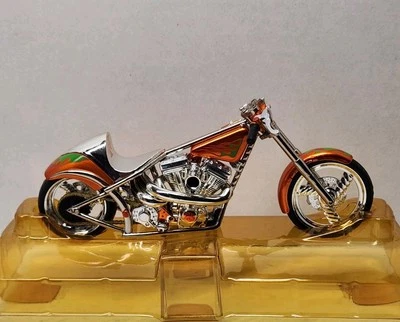 Funeline Muscle Machines 1:18 Jesse James 6" Chopper Motorcycle ~ NEW & LOOSE  - Image 1 of 4
