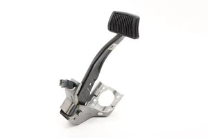 2015 - 2018 KIA SEDONA BRAKE FOOT STOP PEDAL W/ SENSOR OEM 32800A9000 - Picture 1 of 12