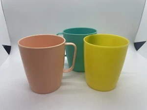 Vintage MCM Lustro Ware Plastic Cups Mugs #C-20 Set of 3 Pink/Yellow/Aqua - Picture 1 of 9