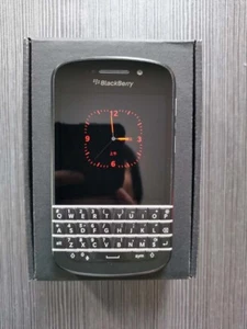BlackBerry Q10 (Unlocked) 8MP 4G 16GB GPS Bluetooth OS10 Cellphone Works well - Picture 1 of 15