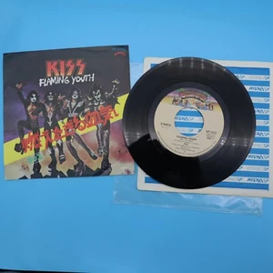 KISS- FLAMING YOUTH / GOD OF THUNDER 1976 JAPAN 7" VINYL RECORD SINGLE VIP-2433 - Imagen 1 de 2