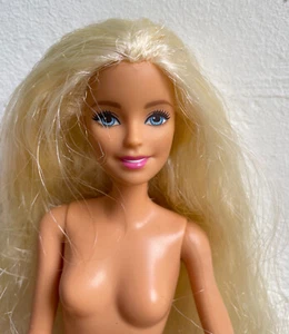 Barbie 2013 rubia pelo muy largo M26HF GBK24 Ultimate Curls? - Imagen 1 de 7