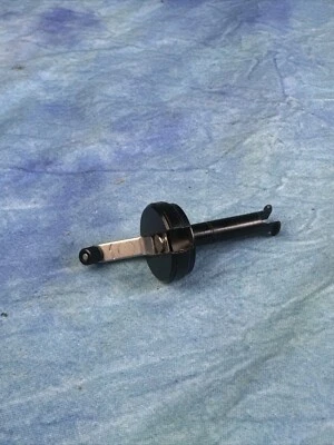 Olympus OM 10 knob and shaft  (JYP39) - Image 1 of 4