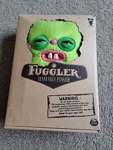 Fuggler Rabid Rabbit Green Felt Funny Ugly Monster Series 2 BNIB Rare 9 Inch