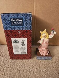 Jim Shore Disney Traditions "Diva? Moi?" Miss Piggy figurine With Box