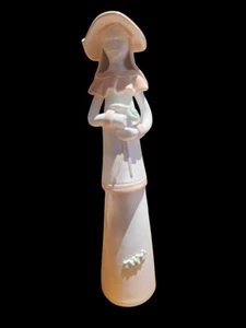 Ceramic Art Lady Contemporary Sculpture Quebec Artist G. Courvoie 12' Tall - Bild 1 von 3