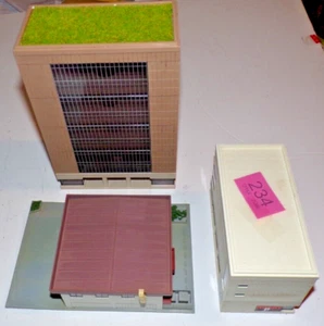 R#234 N gauge 10MM 2 x TOMIX Tower Blocks + Kato Restaurant - Picture 1 of 6