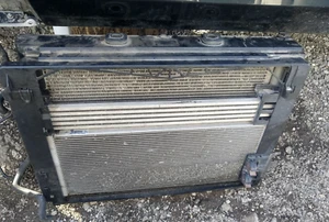 2009 - 2015 BMW 750i 750Li Radiator Cooling System Assembly OEM - Picture 1 of 6