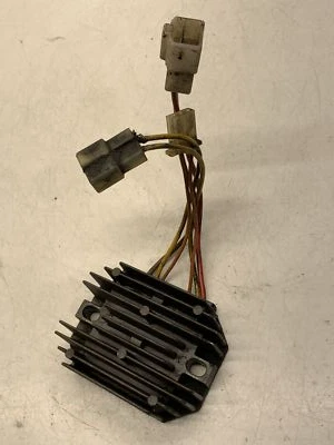 Regulador, 20 Amp, 3 Fases, DC - 2010 Polaris 600 Rush Foto 1 de 4