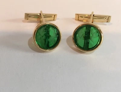 Gemelos venecianos verdes Intaglio Tagliamonte chapados en oro de ley 925 de 14K Foto 1 de 4