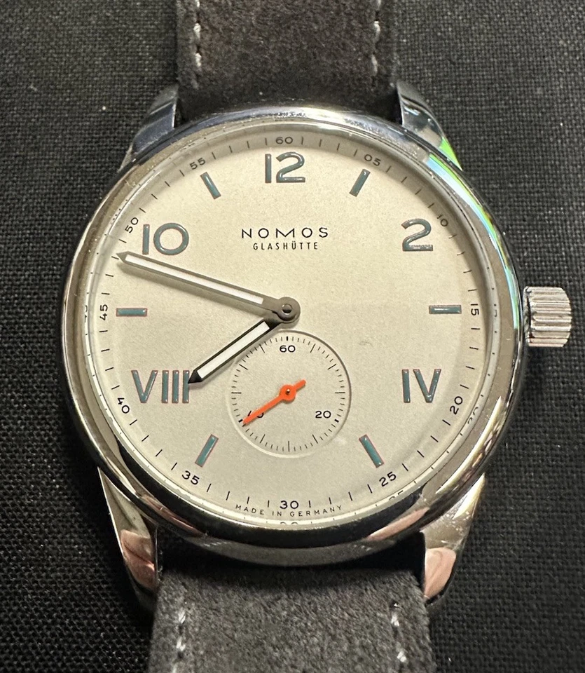 Juego completo de relojes NOMOS Glashutte Club Campus 38 Foto 1 de 4