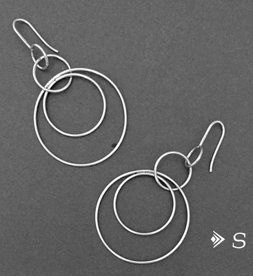 SILPADA 纯银太空多环吊坠耳环 ~ #W1237 ~ 已退役 ~ 全新! — 第 1/4 张图片