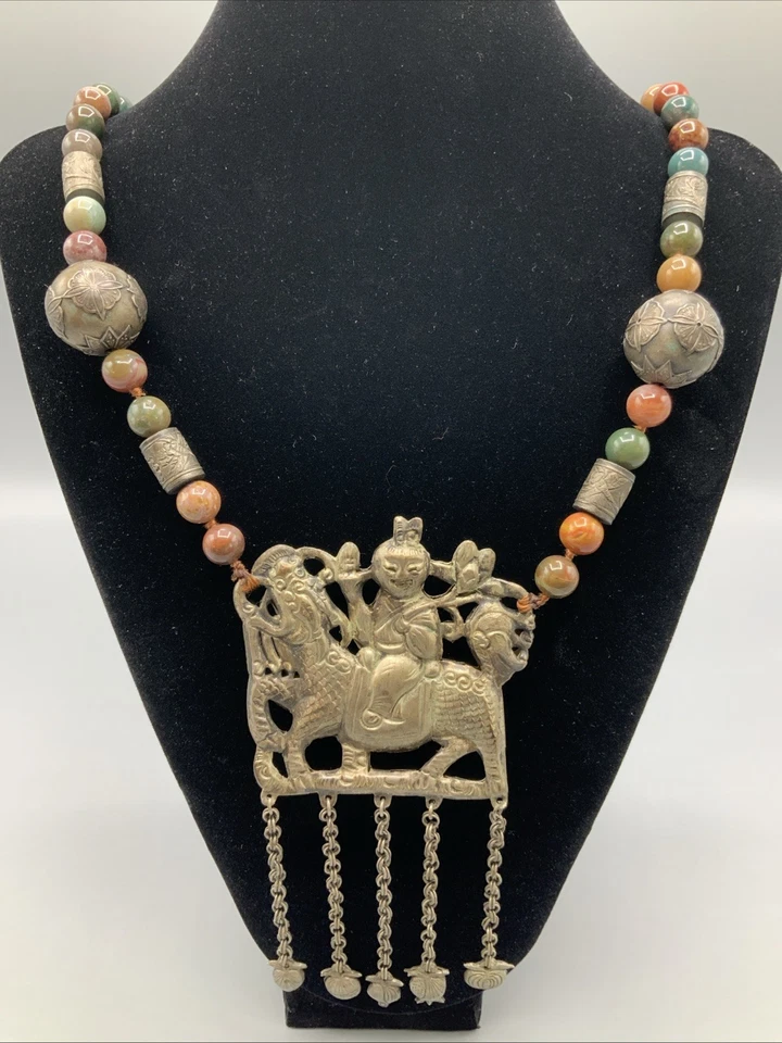 Antiguo collar chino antiguo de plata esterlina 925 con cuentas de dragón guerrero Qilin Foto 1 de 4