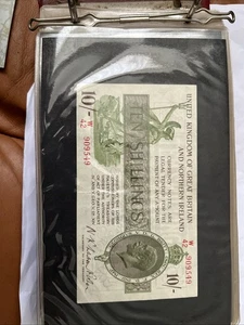 T33 Warren Fisher, 1927 10/- Shillings Treasury Note, U/13 420590, gVF - Picture 1 of 3