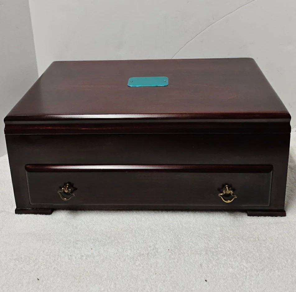 Reed & Barton Anti-Tarnish Wood Silverware Flatware Storage Chest Box W/Drawer - Image 1 of 4