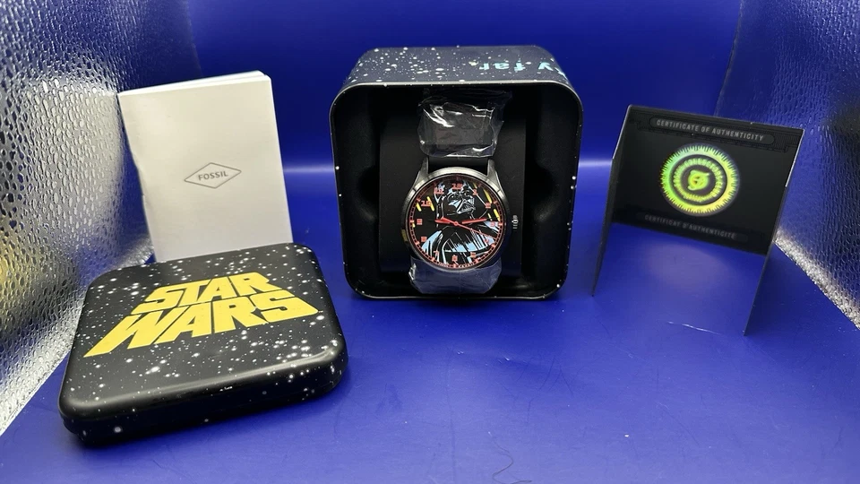 FOSSIL STAR WARS SE1107 Silicone Black Darth Vader LIMITED Mens Wristwatch