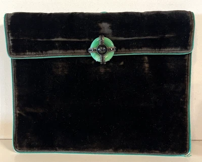 Bolso sin asas francés Art Deco de terciopelo de seda ópera - visón negro con jade - marcasita Foto 1 de 4