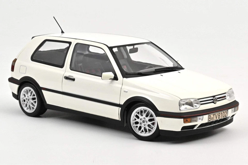 NOREV 188508 Volkswagen - Golf III GTi 1996 - White - 1/18