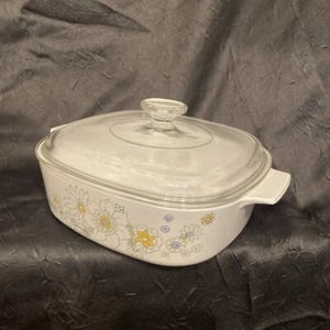 Corning Ware FLORAL BOUQUET Daisy Casserole Dish w/Lid 2qt A-2-B Vintage - Picture 1 of 5