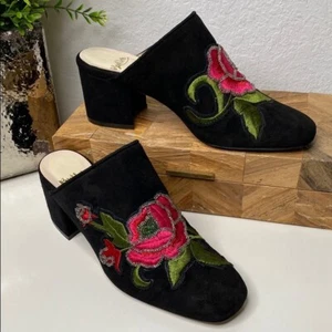 Butter Slide Mules Floral Embroidered Upper Wrapped Block heel Black Suede Sz 6 - Picture 1 of 11