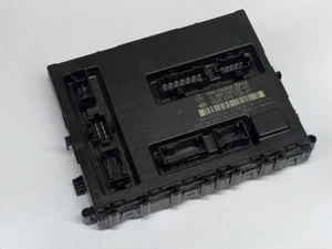Mercedes Benz A-Class W169 BCM Body Control Module & Fuse Box Relay A1695405545 - Picture 1 of 3